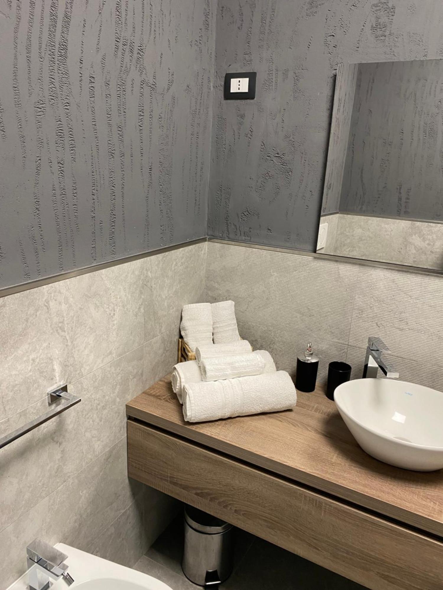 Apartment Cavour 68 Cagliari Eksteriør billede